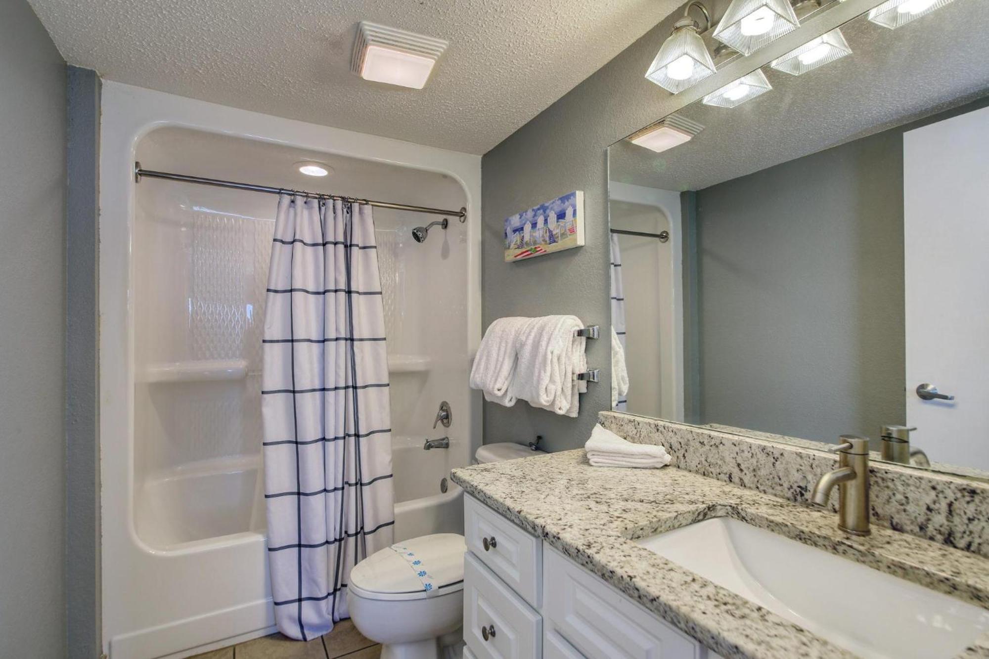 Villa 1604 N Ocean Blvd, 0906 - Ocean Front Sleeps 8 à Myrtle Beach Extérieur photo